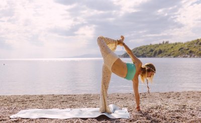 Mey Elbi ile 200 Saat Mindfulness Temelli Yogayı Öğrenme ve Derinleşme Programı